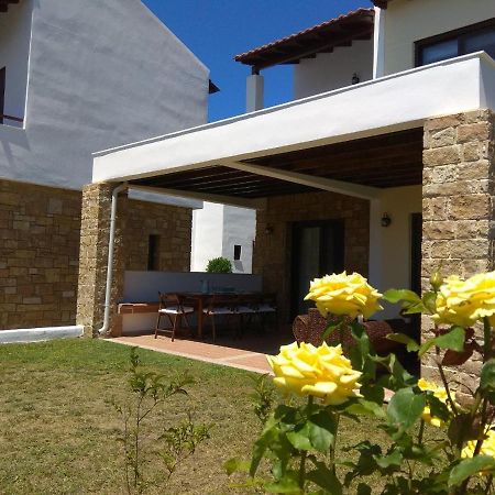 Villa Nadia Nea Skioni Exteriör bild